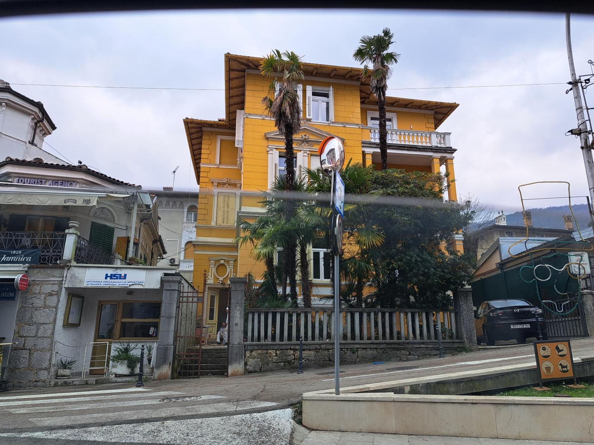Apartman Barocco Laurana Esterno foto
