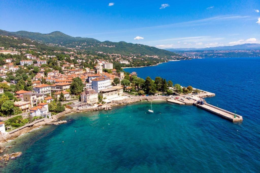 Apartman Barocco Laurana Esterno foto