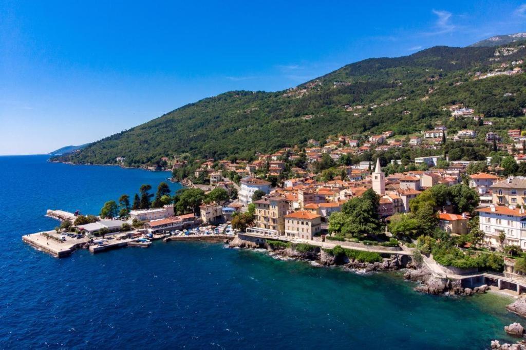 Apartman Barocco Laurana Esterno foto