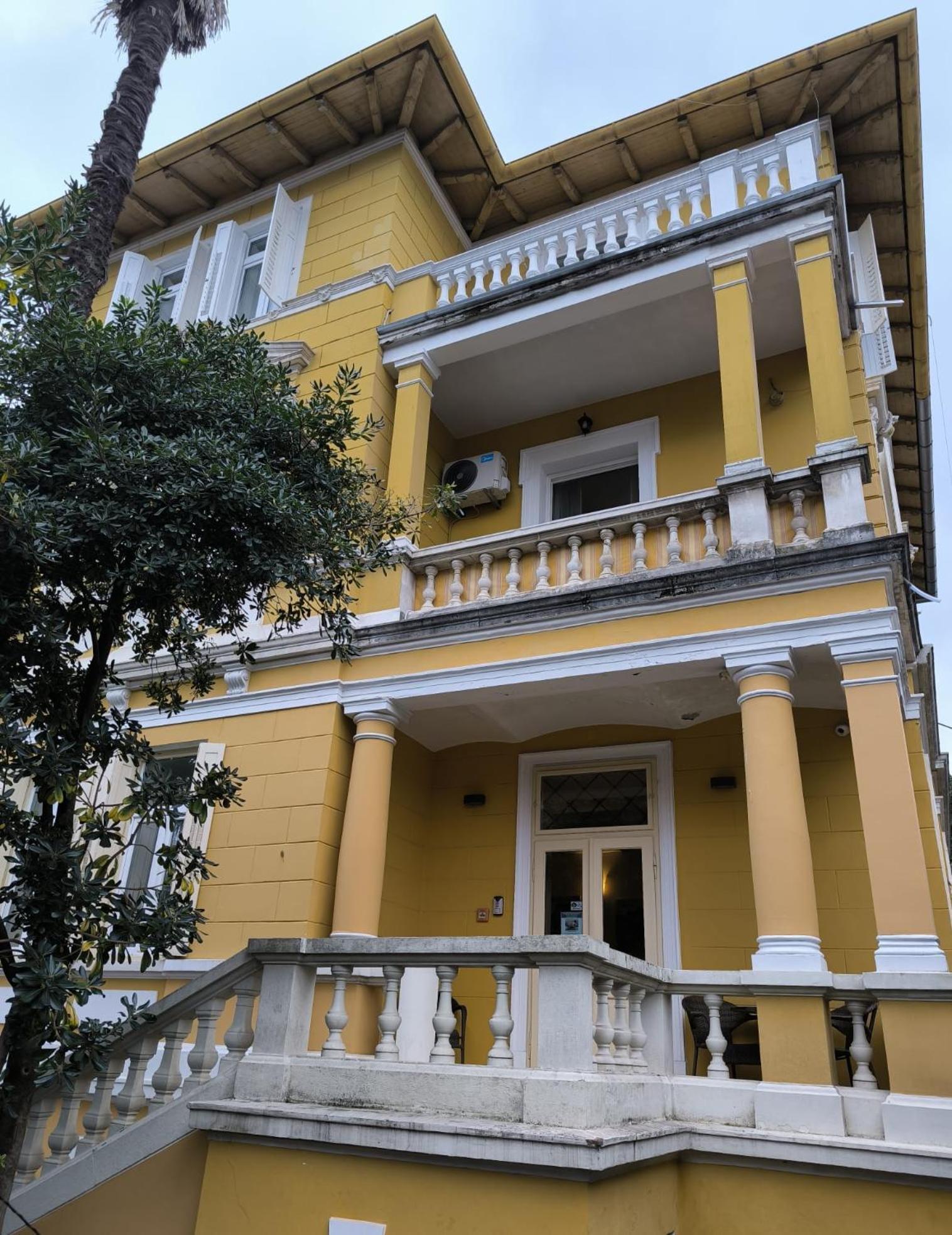 Apartman Barocco Laurana Esterno foto